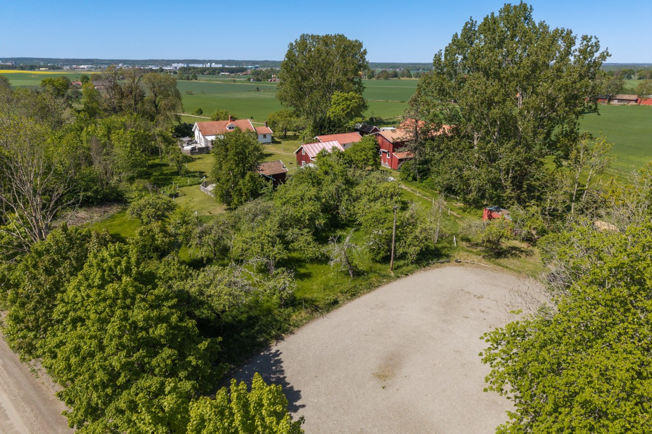 Hol Skäggården 248 och 256