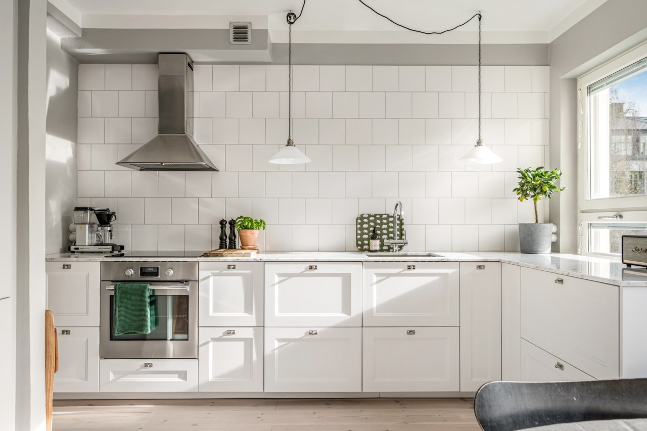 Vegagatan 18