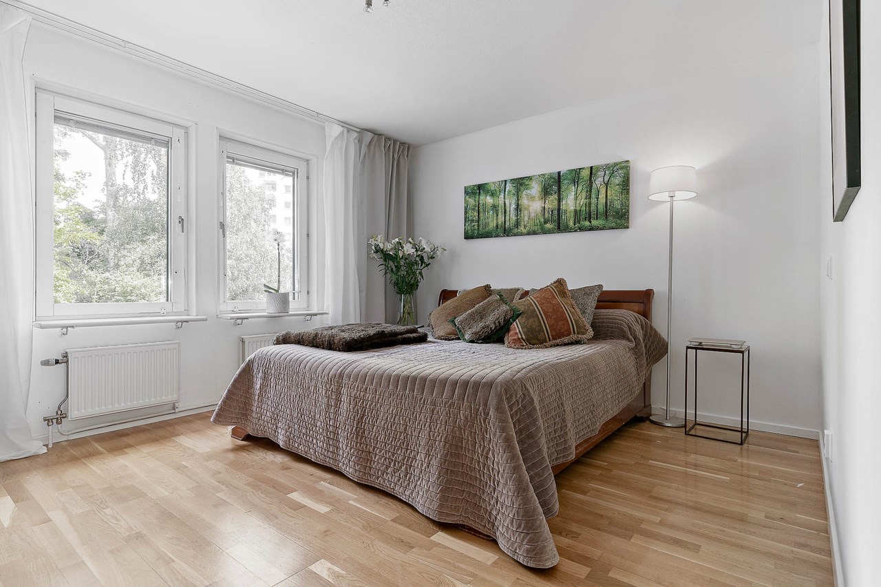Charlottenburgsvägen 14