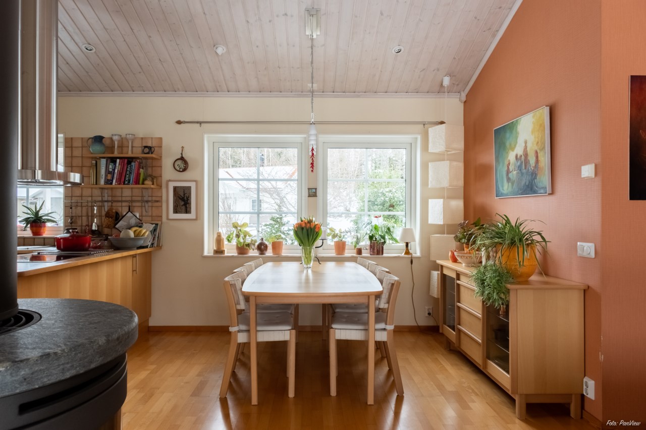 Bärby byväg 6