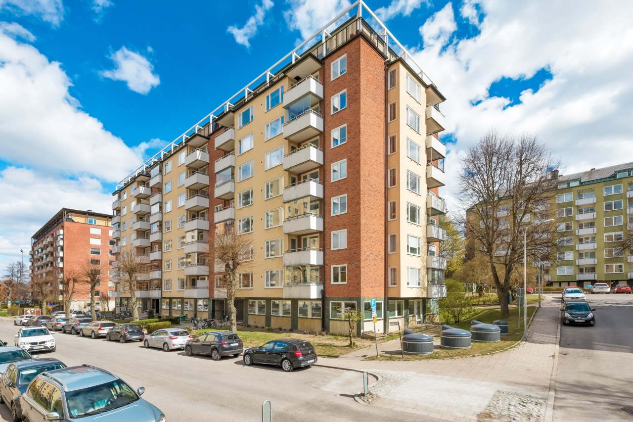 Nybodagatan 12