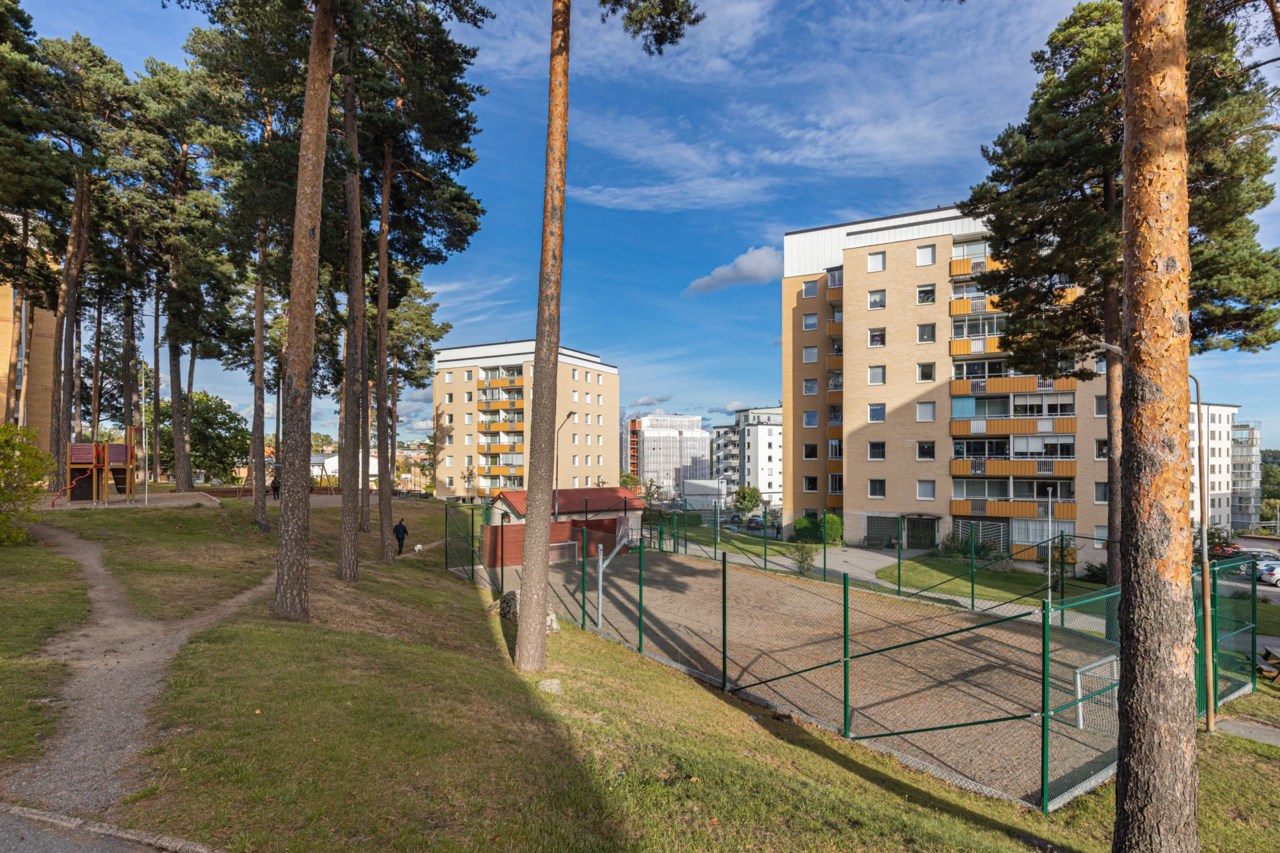 Knektvägen 1
