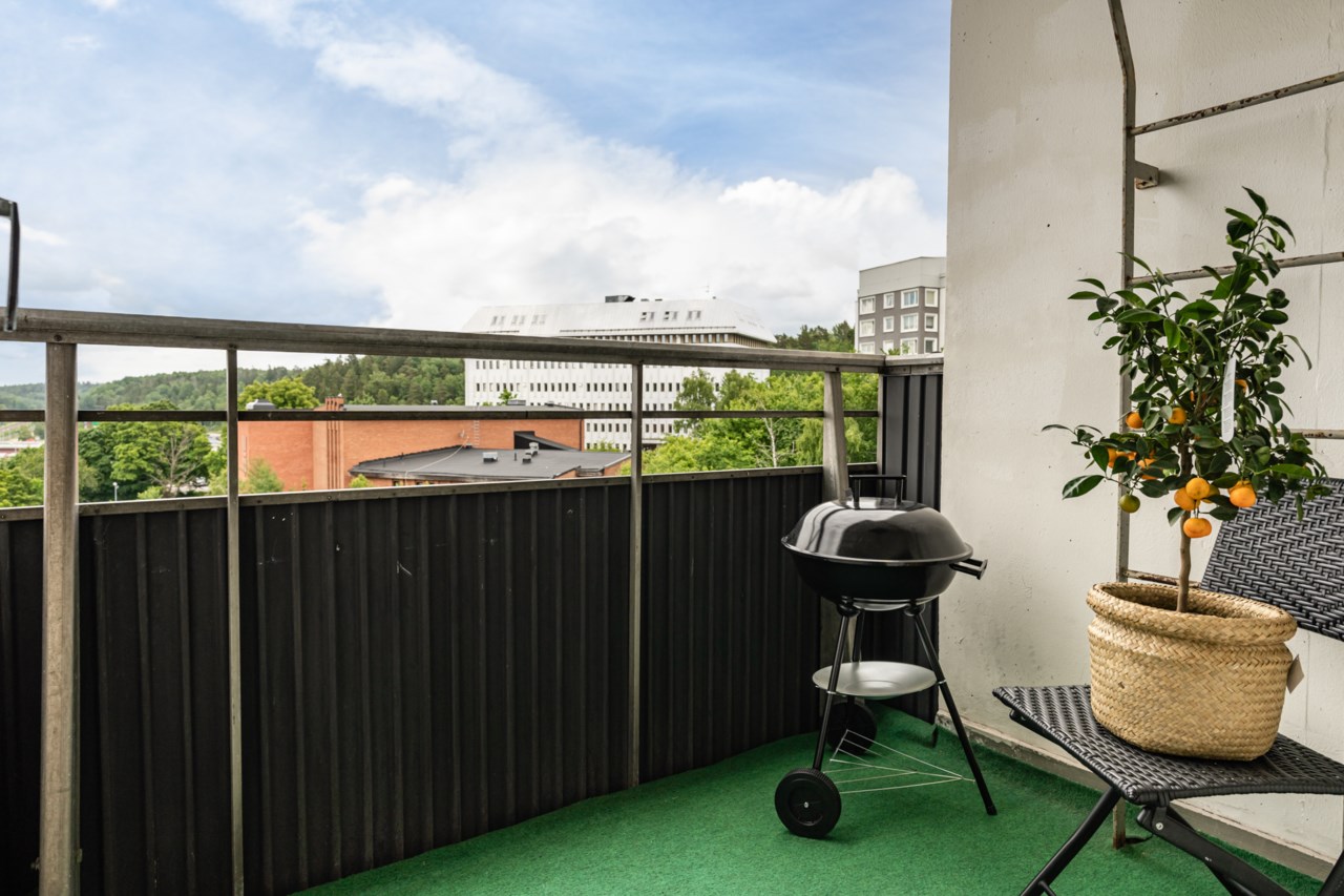 Tumba Torg 107, 5tr