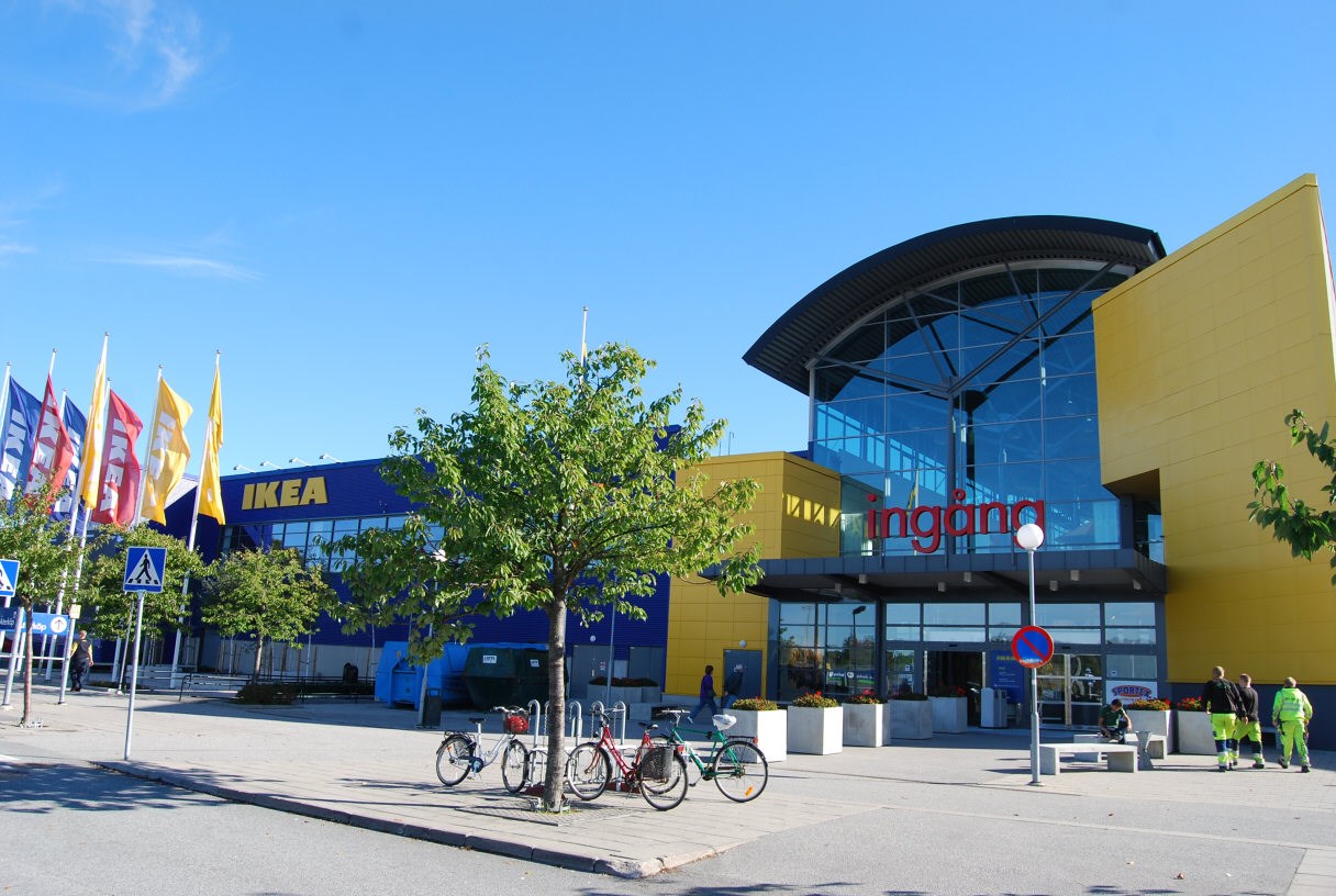 Nära Barkarby handelsområde/IKEA