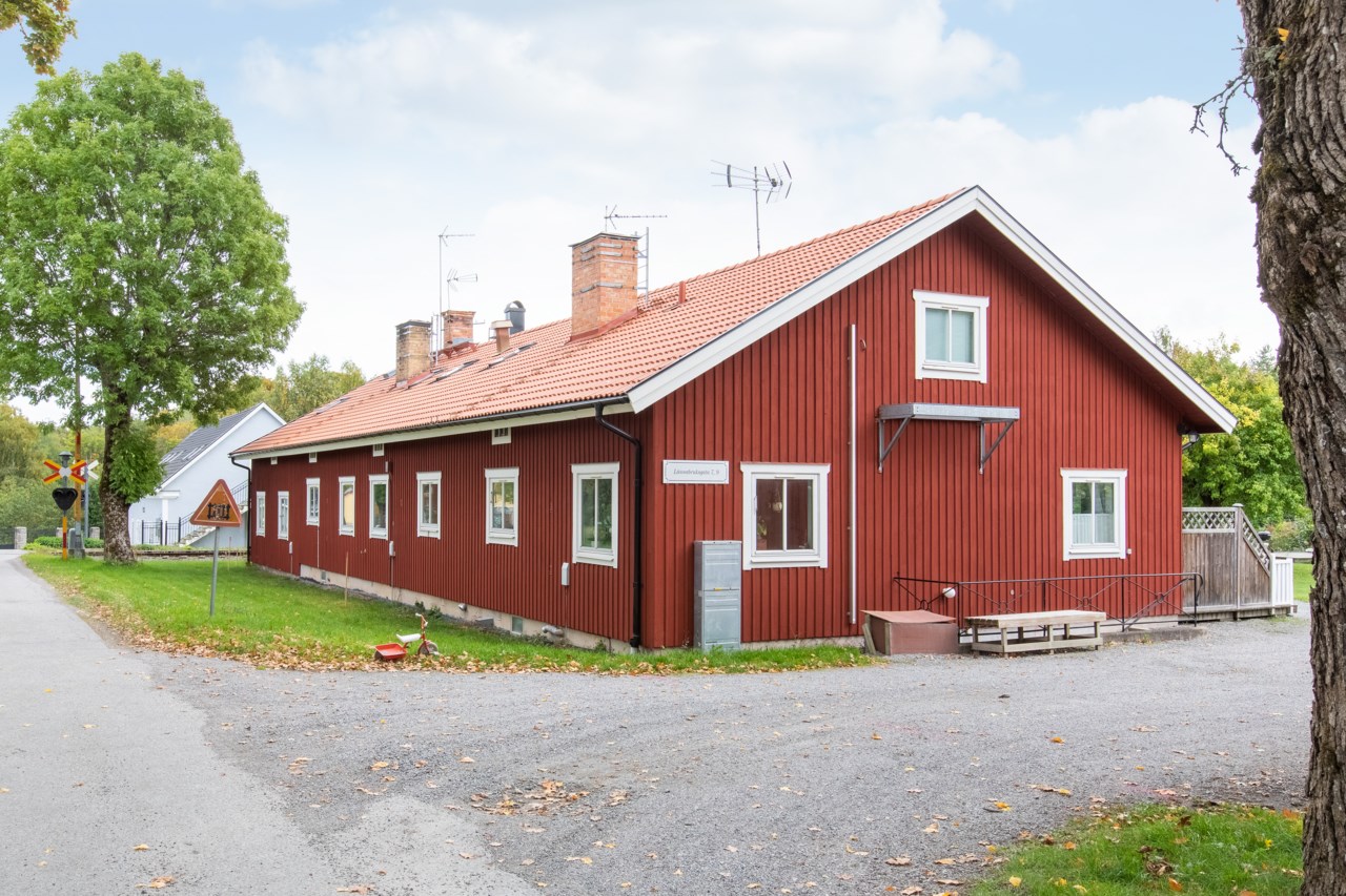 Länna bruksgata 7