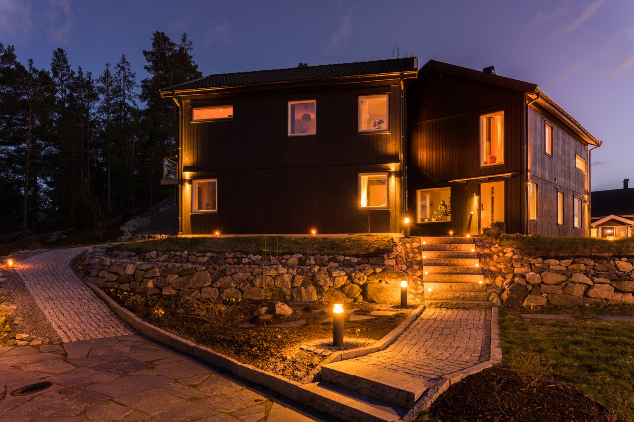 Lärkbodavägen 1