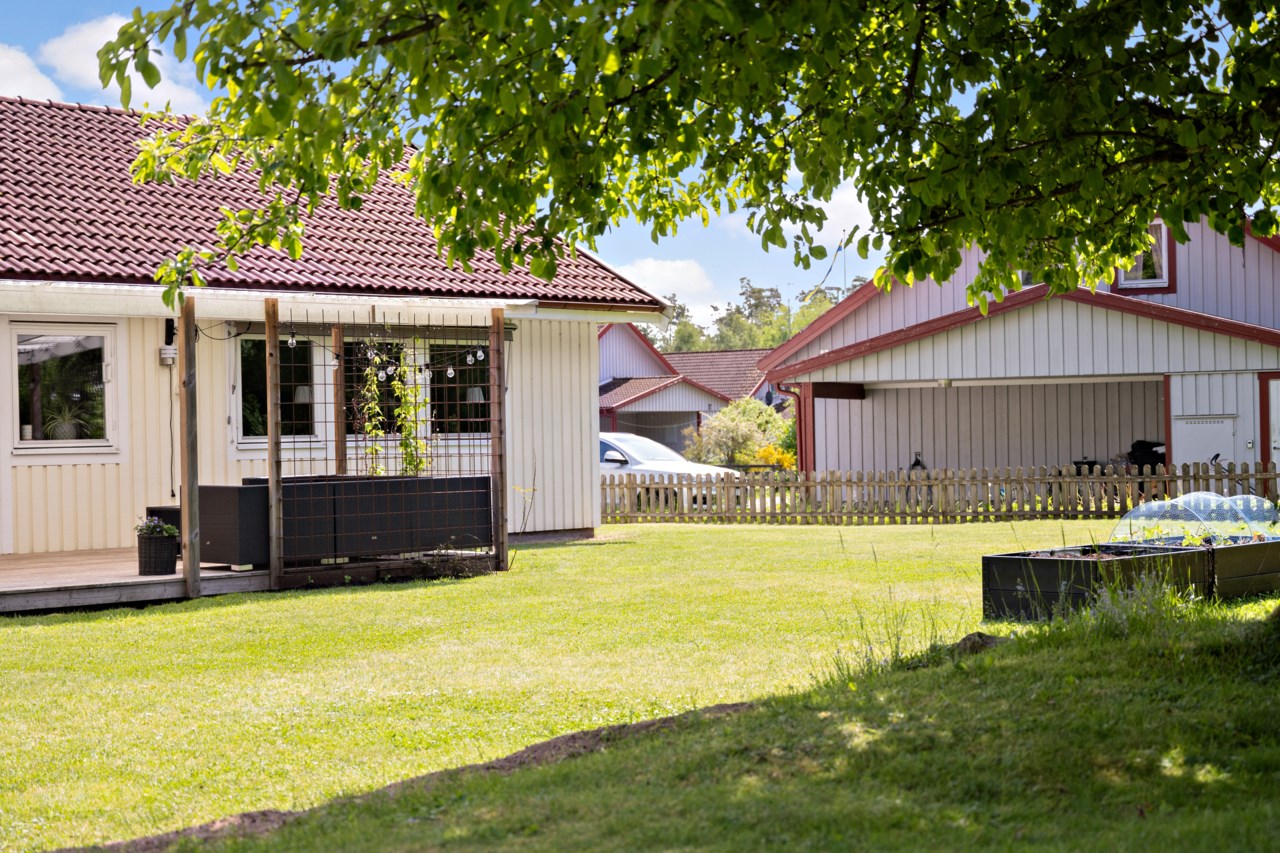 Lövsångarvägen 9