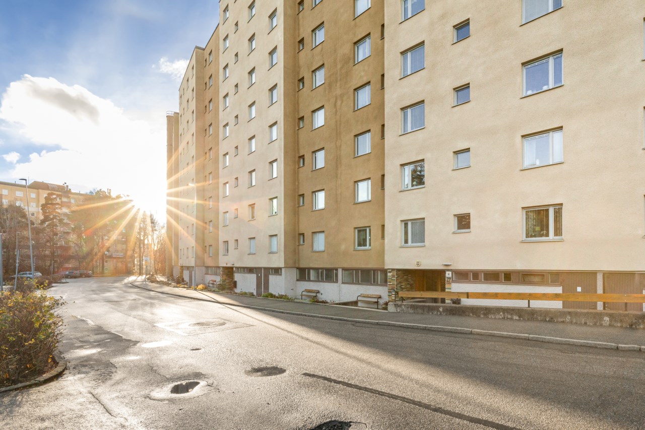 Entrésida av huset.