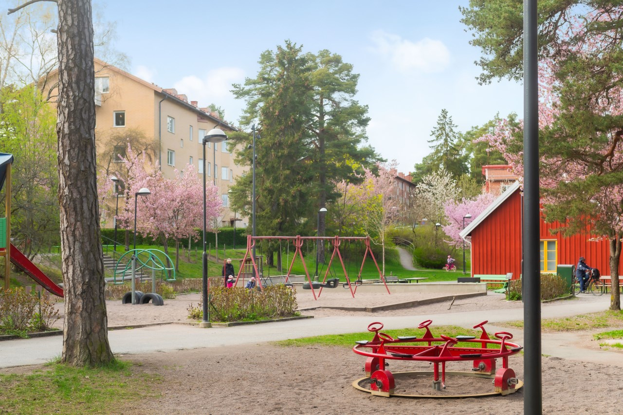 Abrahamsbergsvägen 80, 1tr.