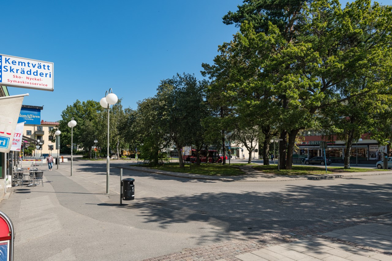 Finn Malmgrens väg 18