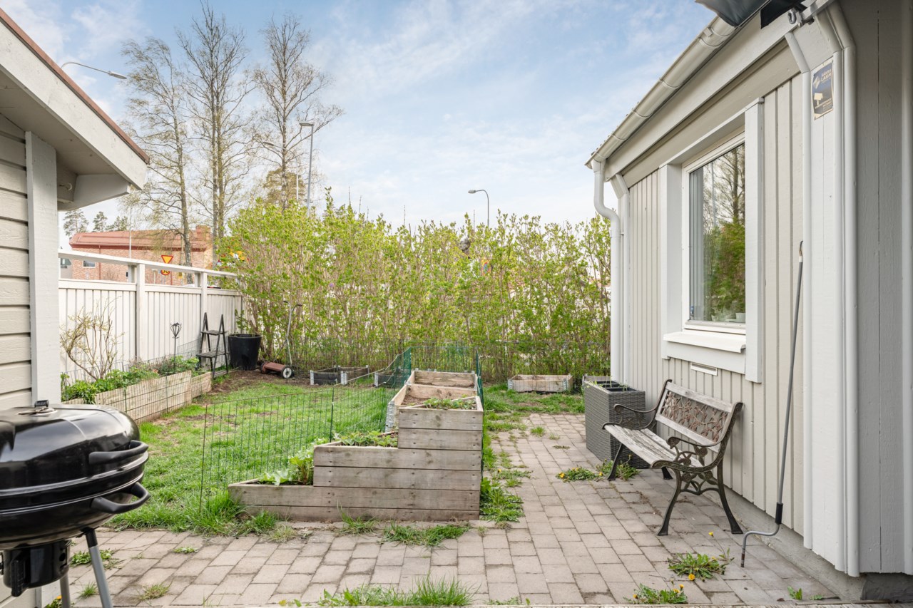 Karlavägen 73