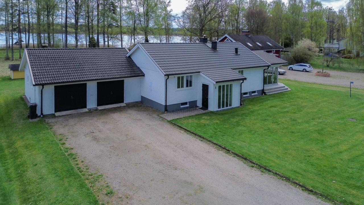 Färsjövägen 8
