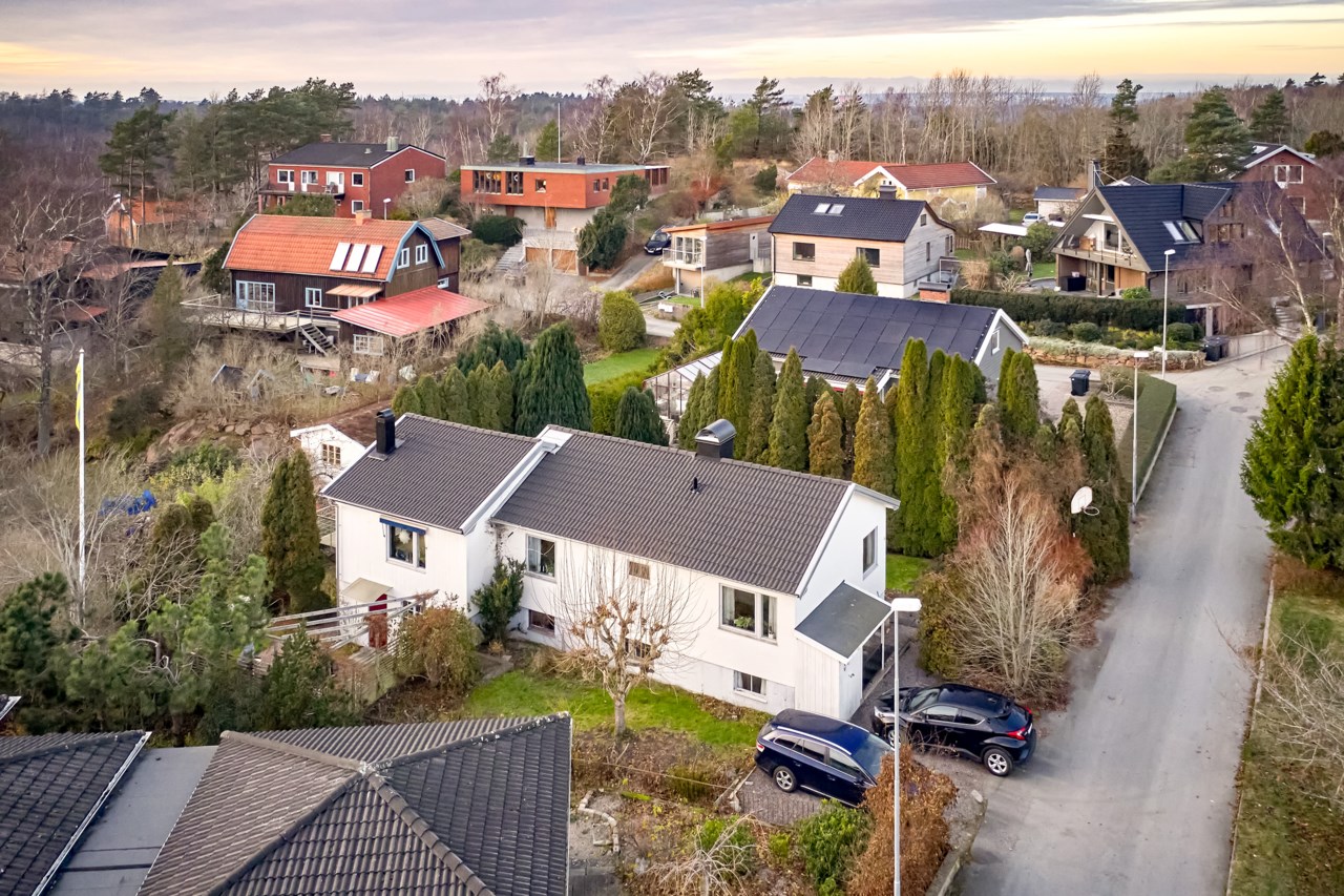 Konstnärsgatan 10