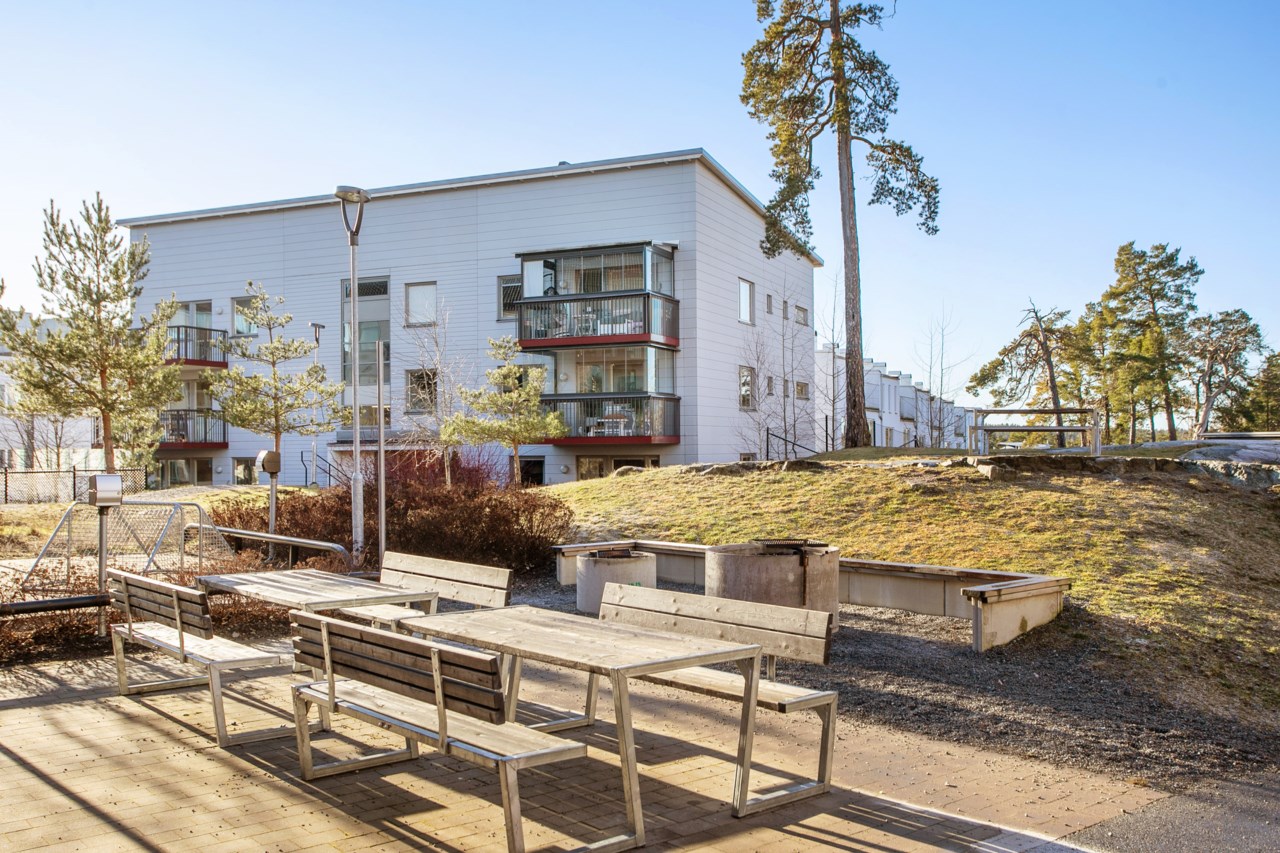Tollarevägen 24