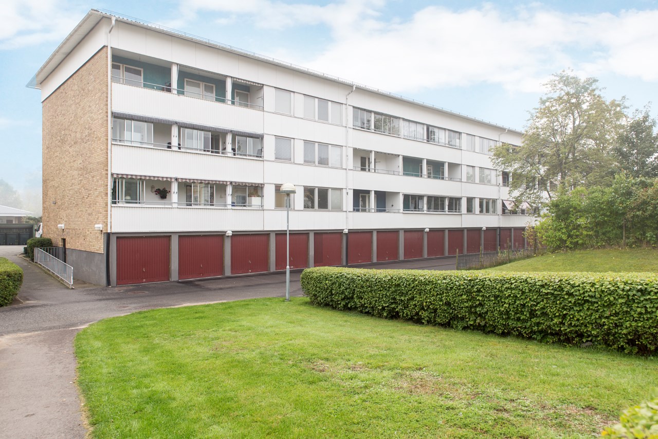 Kommendantsvägen 8