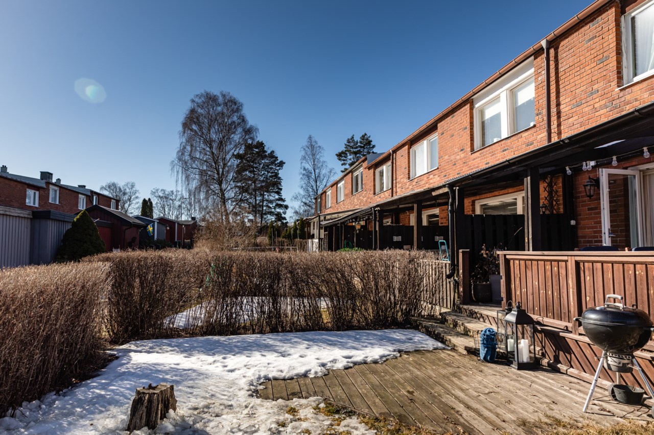 Uranusvägen 15