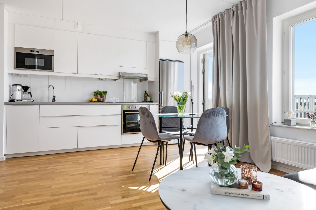 Edla Sofias Gata 14, vån 13