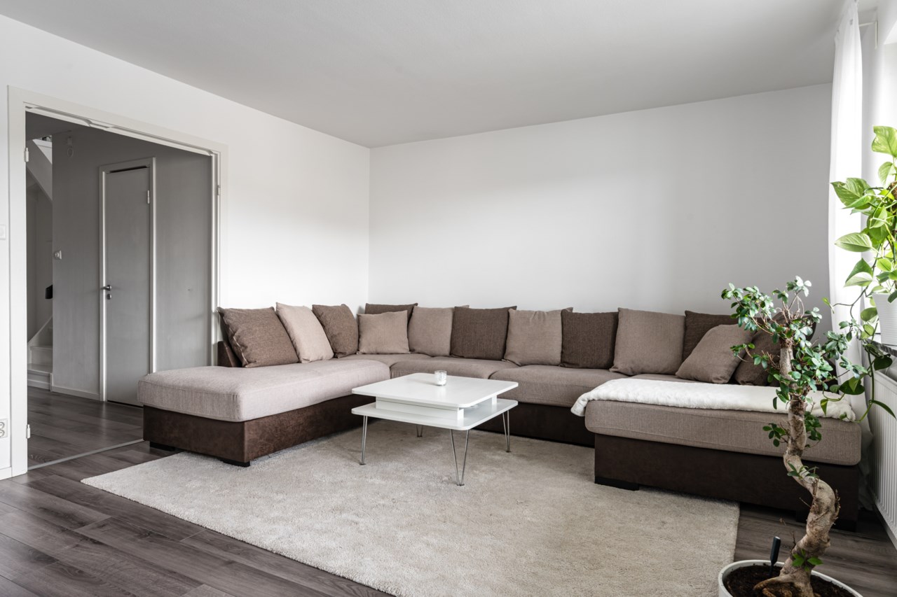 Tumba Torg 107, 5tr
