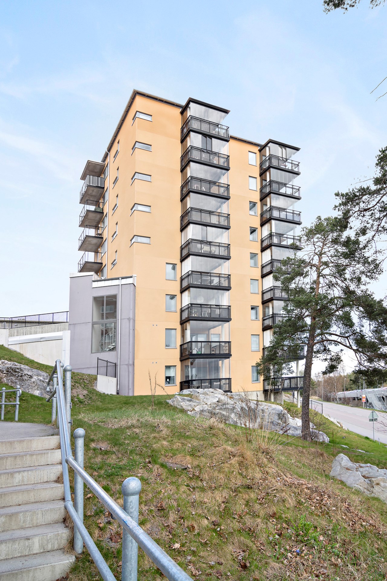 Tallrisvägen 8