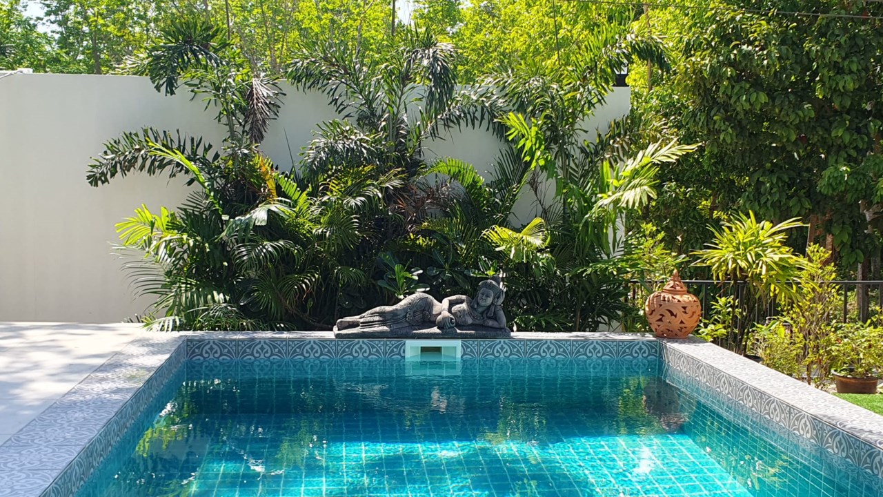 Safina pool Villa