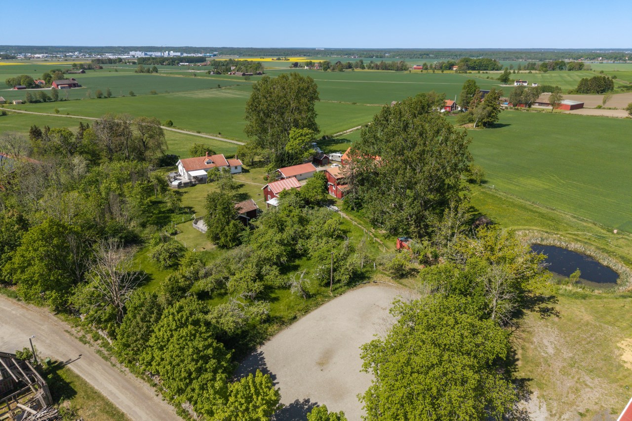 Hol Skäggården 248 och 256