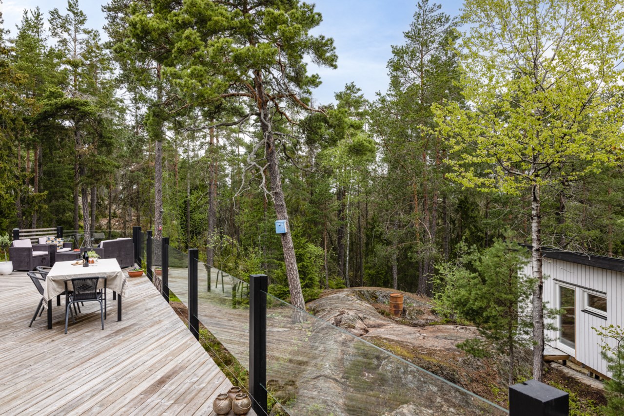 Bergtomtavägen 8