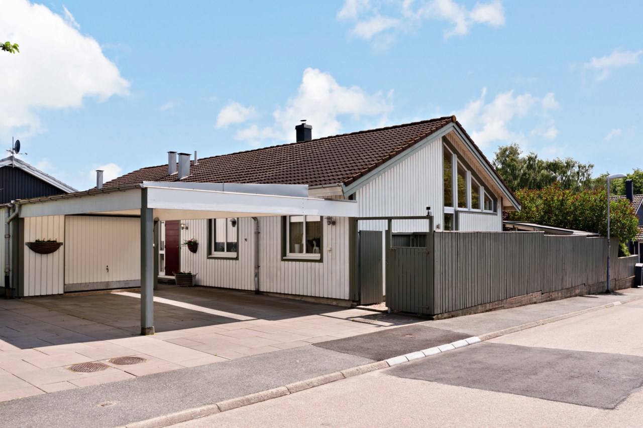 Lillebäcksvägen 6