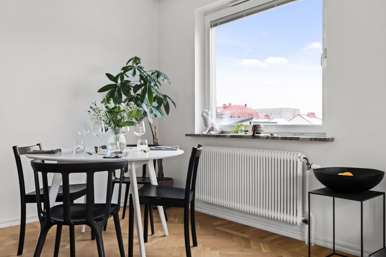 Väl tilltagen matplats