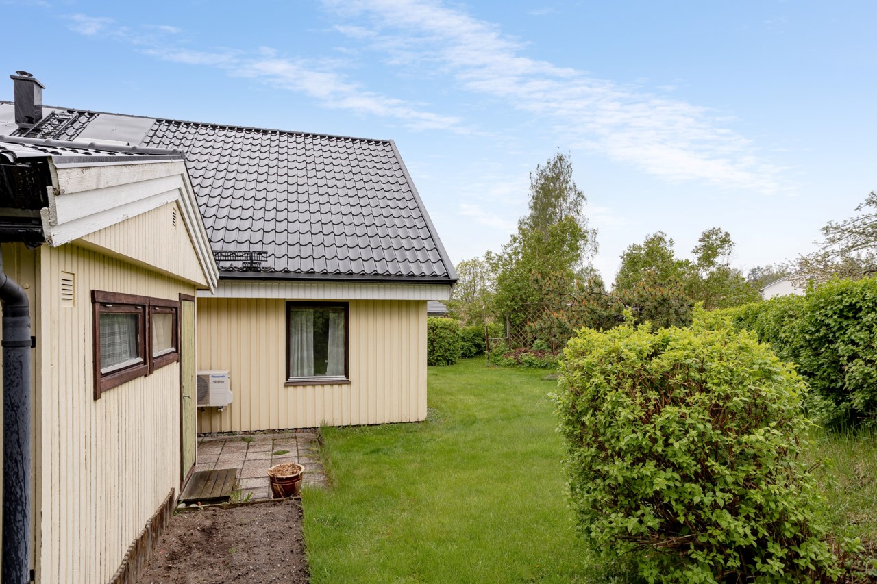 Gamla vägen 105