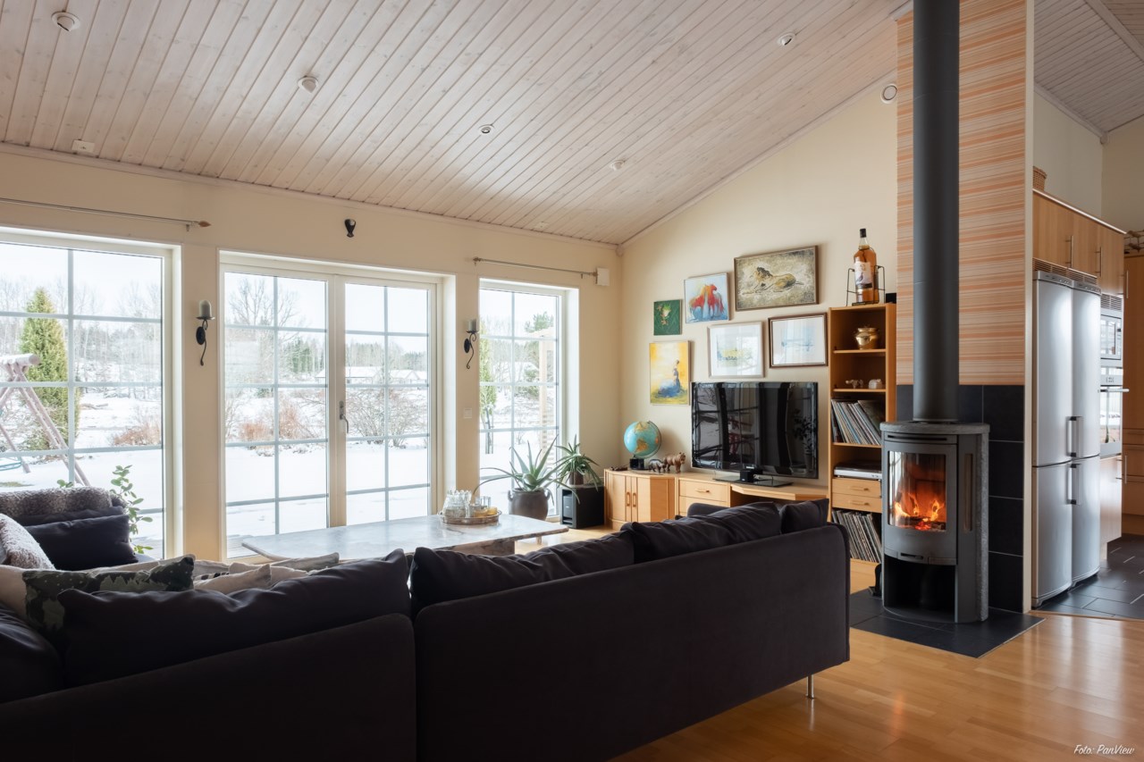 Bärby byväg 6