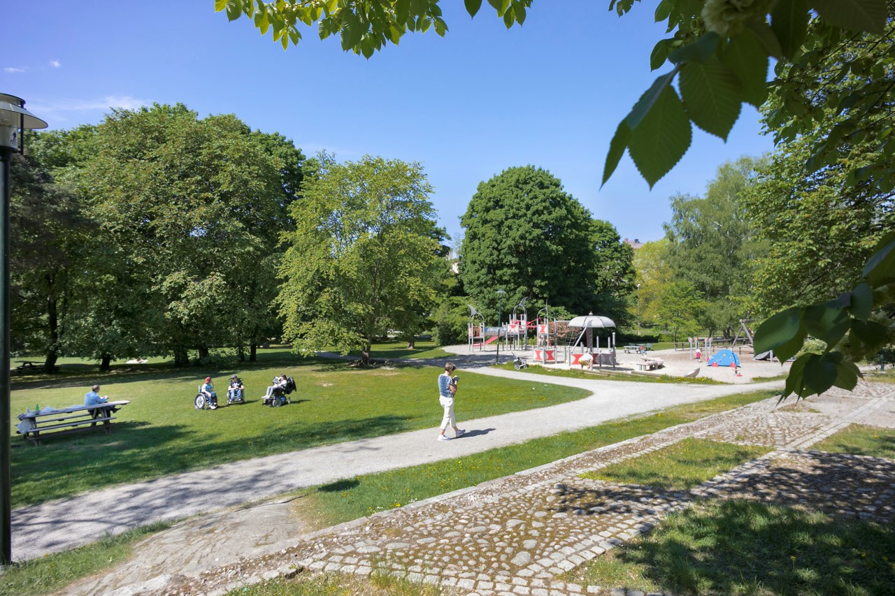 Skulptörvägen 18