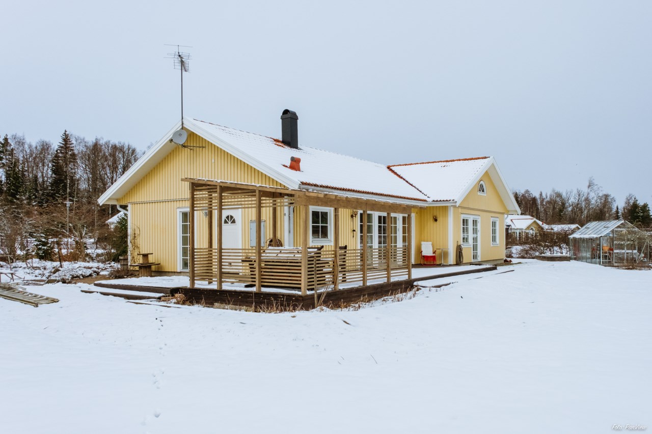 Bärby byväg 6