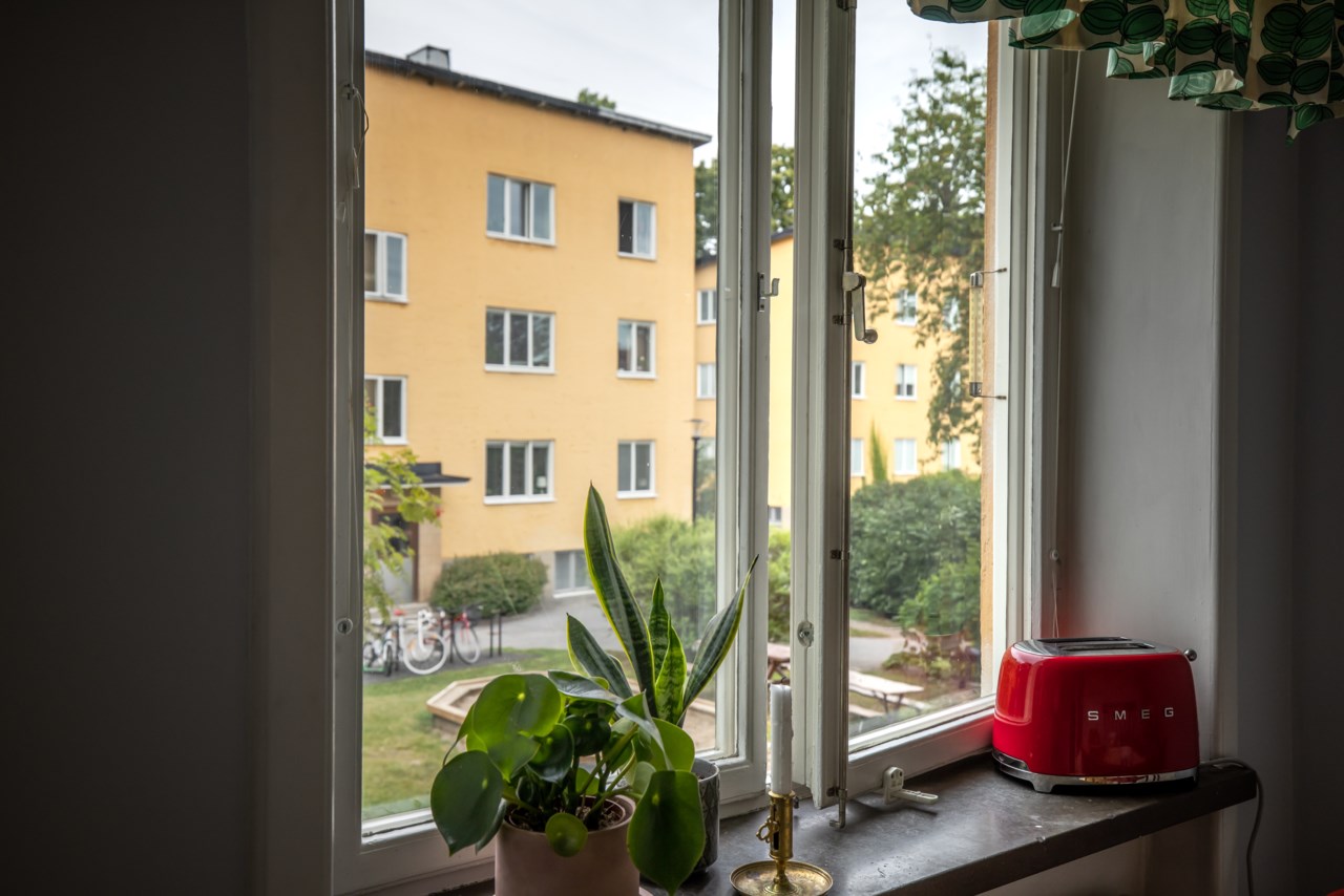 Kransbindarvägen 16