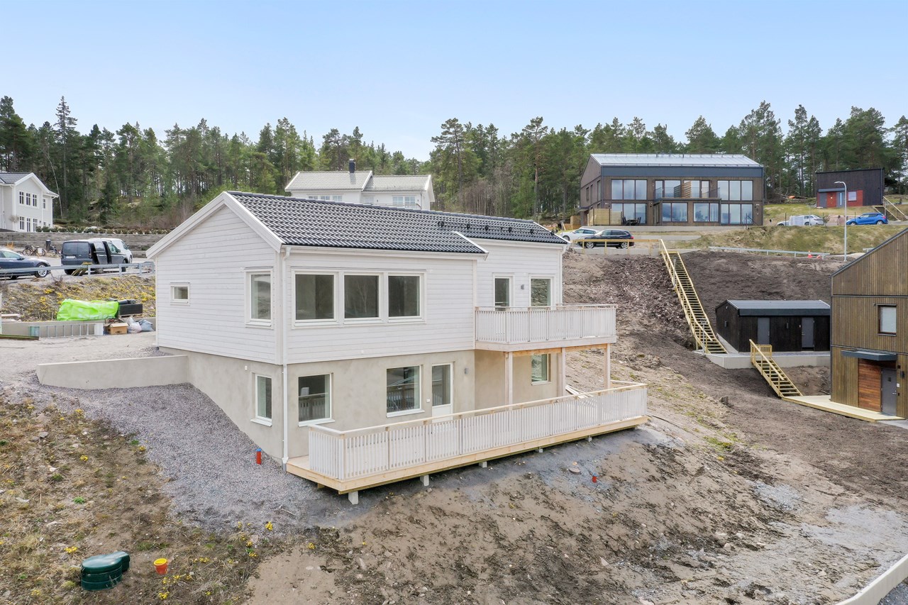 Skvadronvägen 46