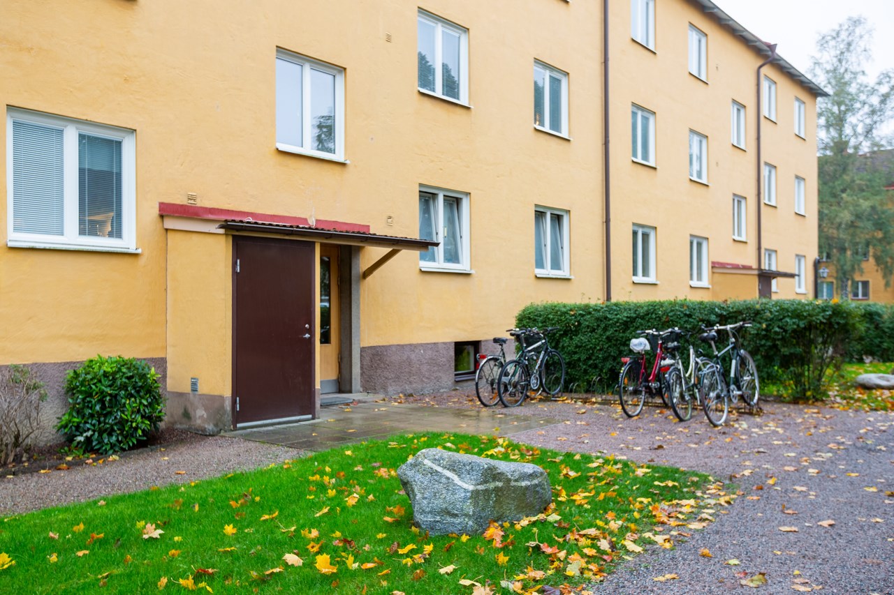Tunagatan 1B
