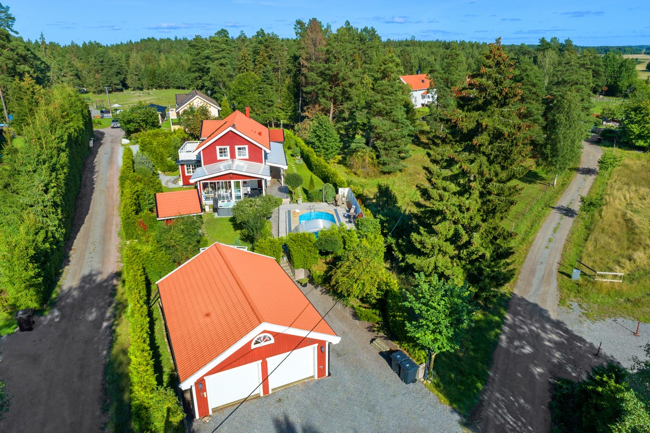 Smedsbol 216