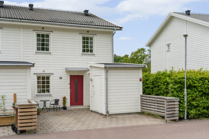 Tvärstigen 19