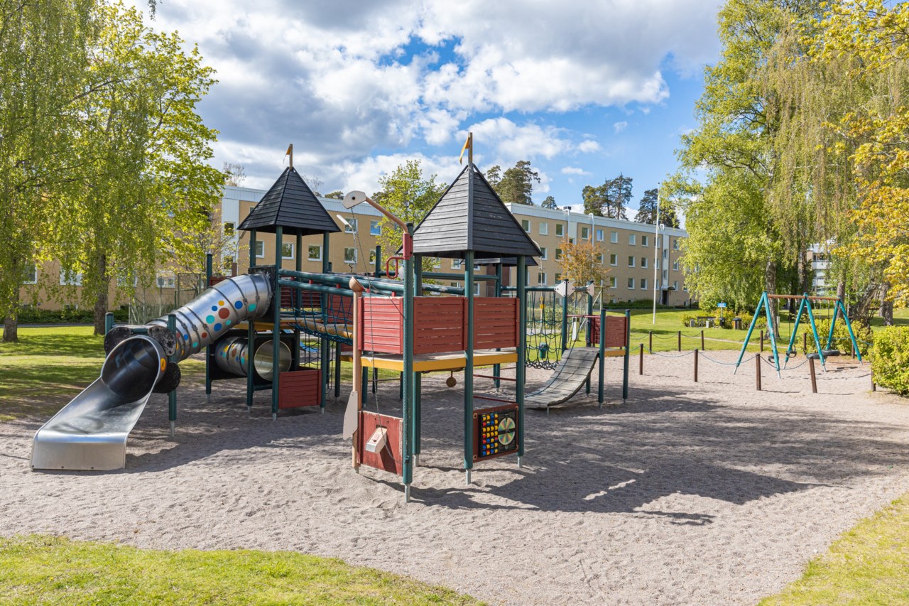 Herrgårdsvägen 19