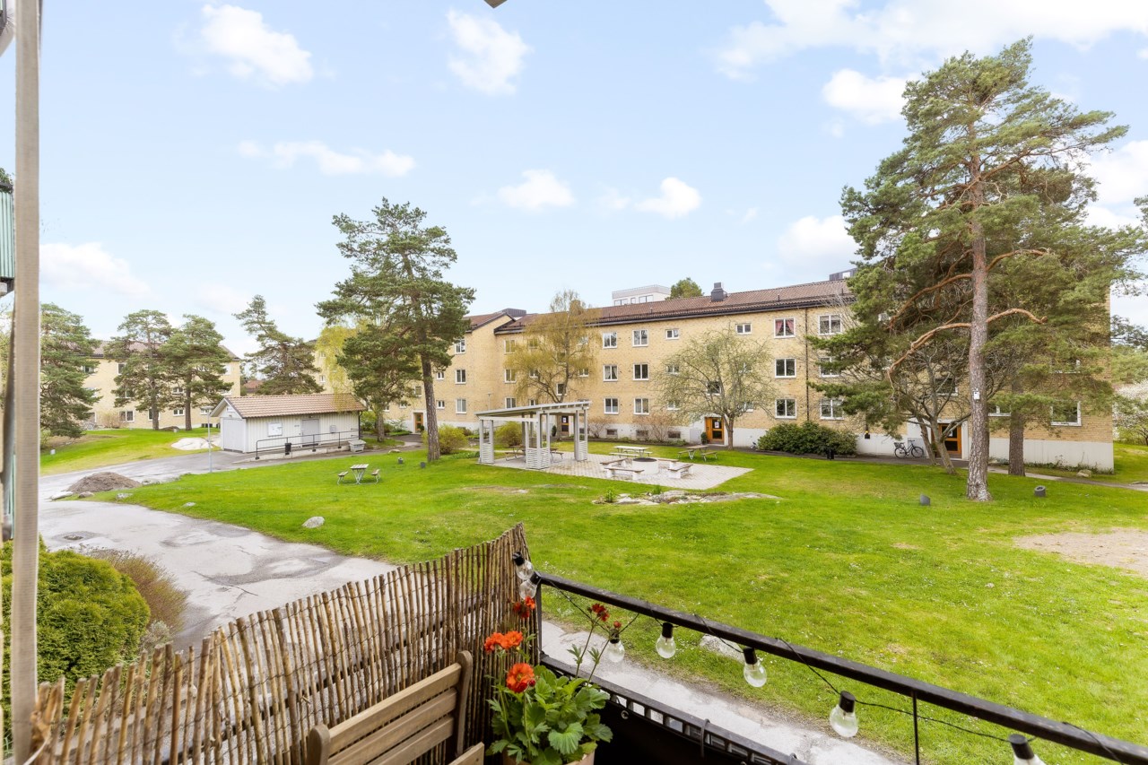 Holbergsgatan 100, 1tr