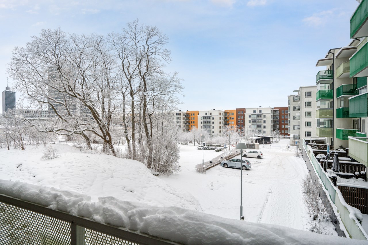 Kista alléväg 25