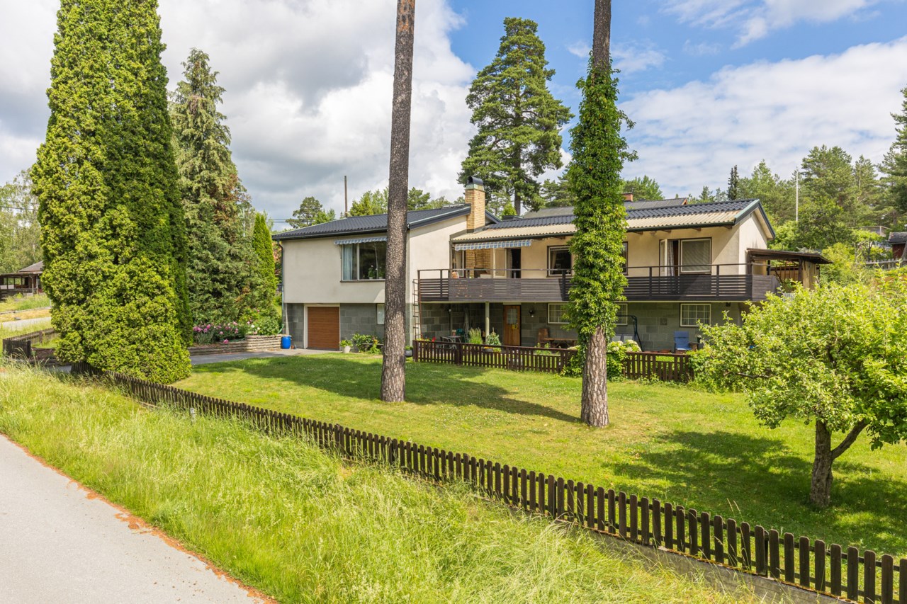 Bergencrantz väg 2