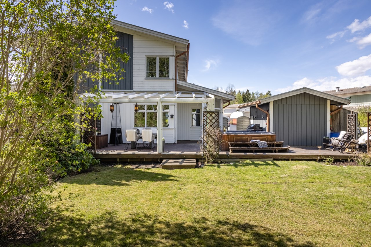 Kalkstensvägen 8