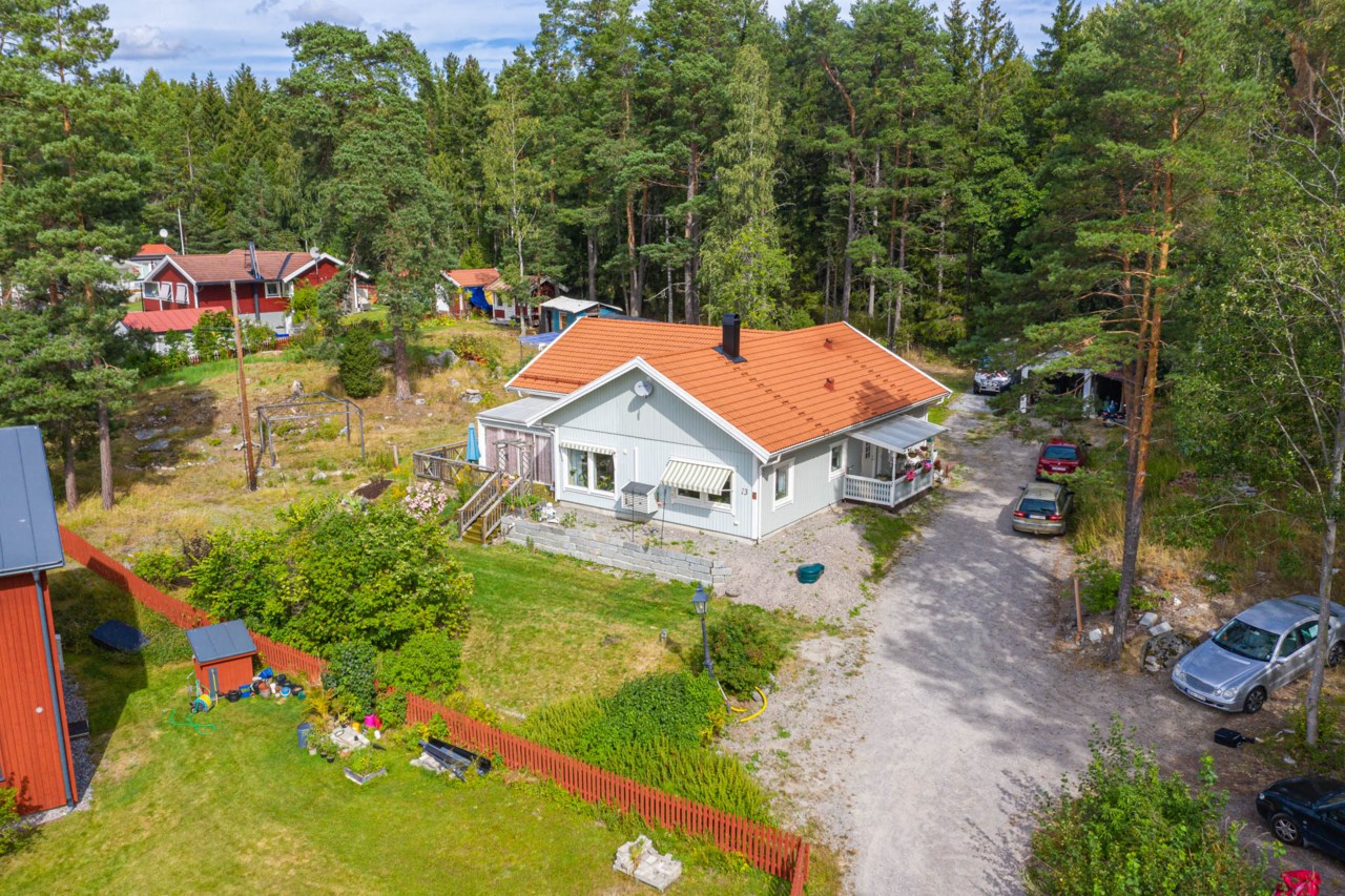 Båtbyggarvägen 13