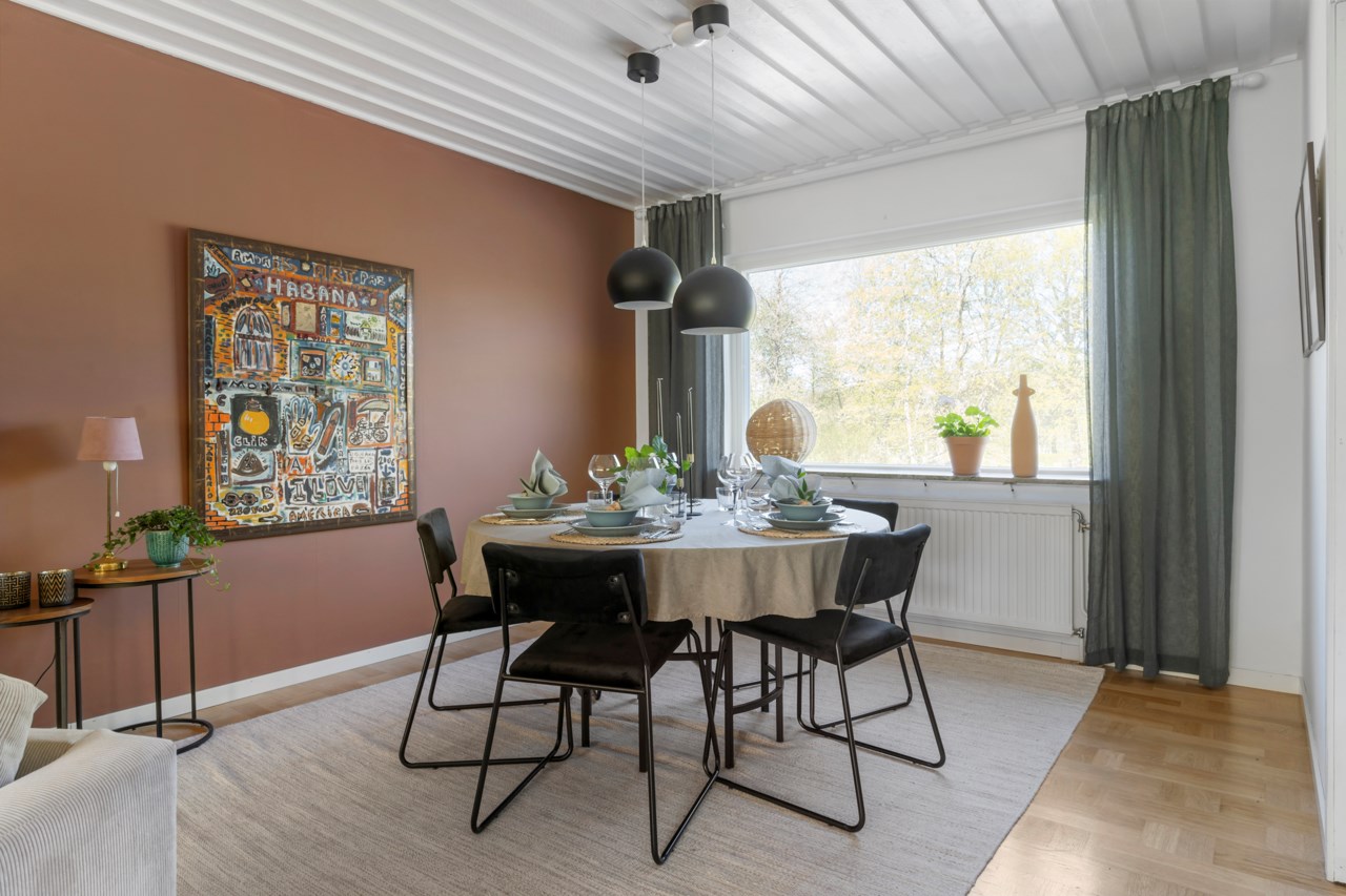 Djupedalsvägen 42