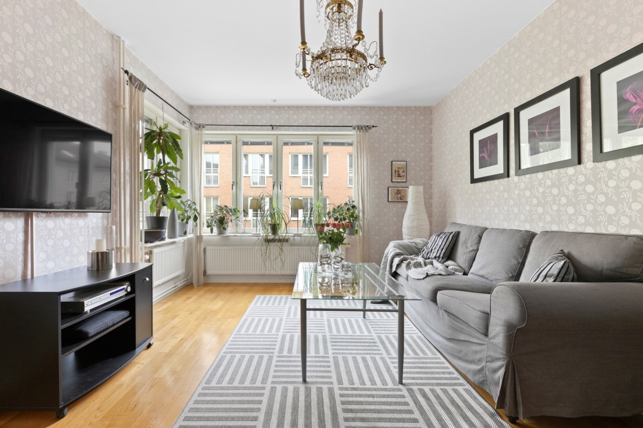 Gustav III:s Boulevard 6