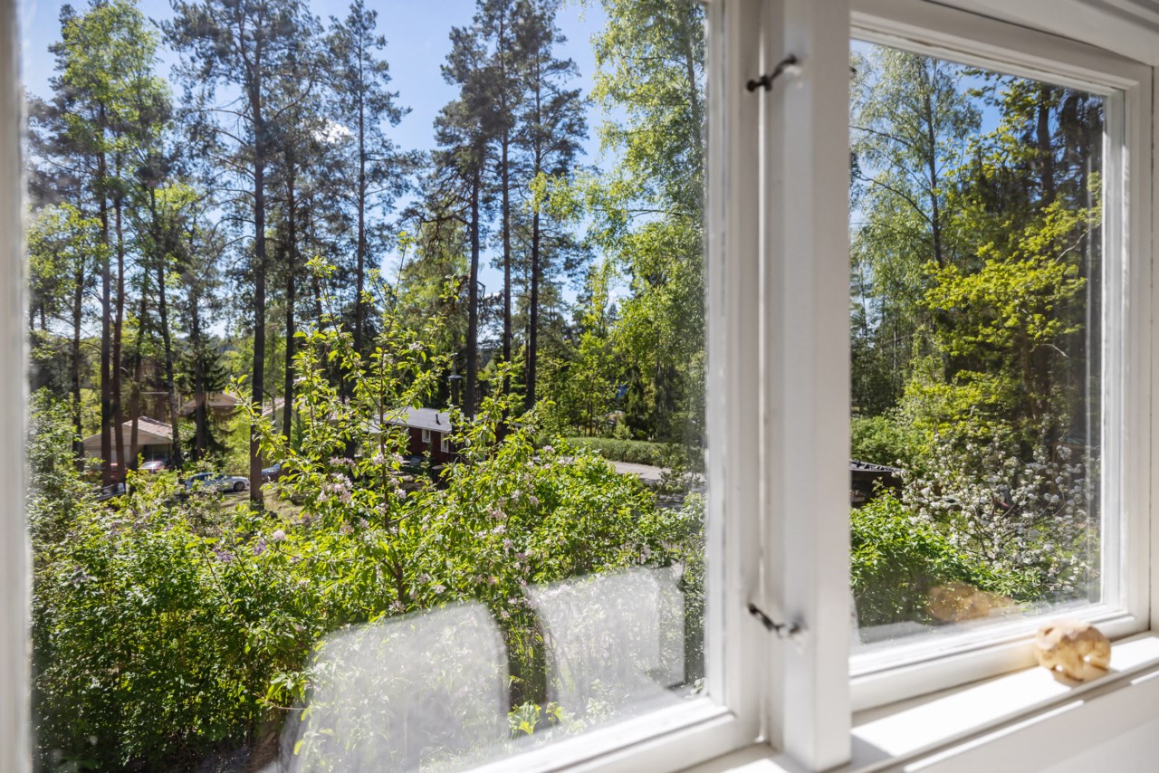 Backamovägen 19