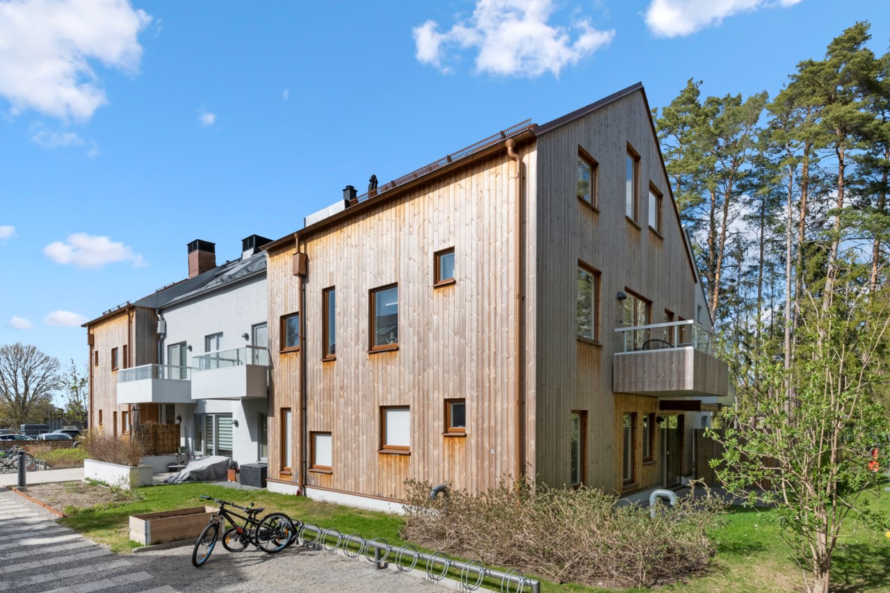 Storkällans väg 1