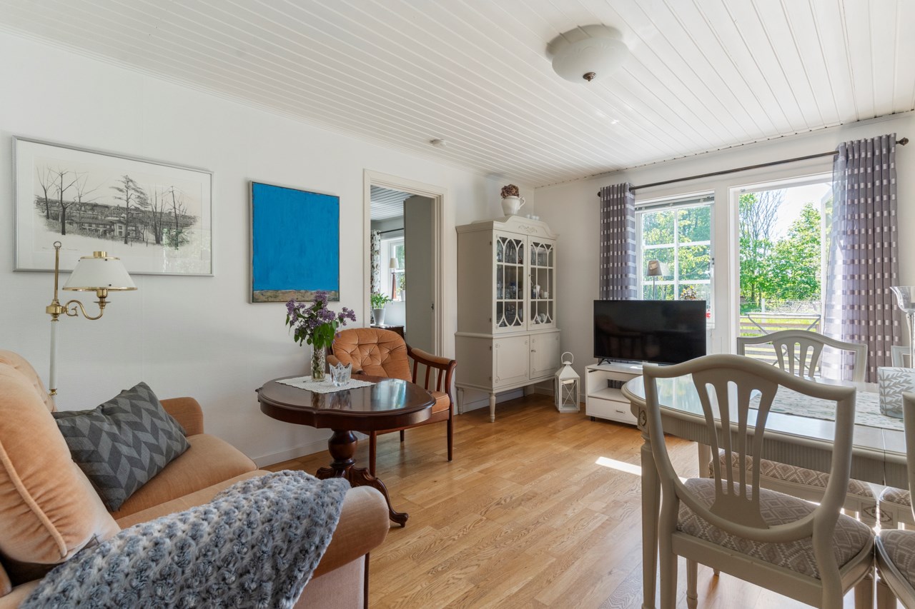 Hol Skäggården 248 och 256
