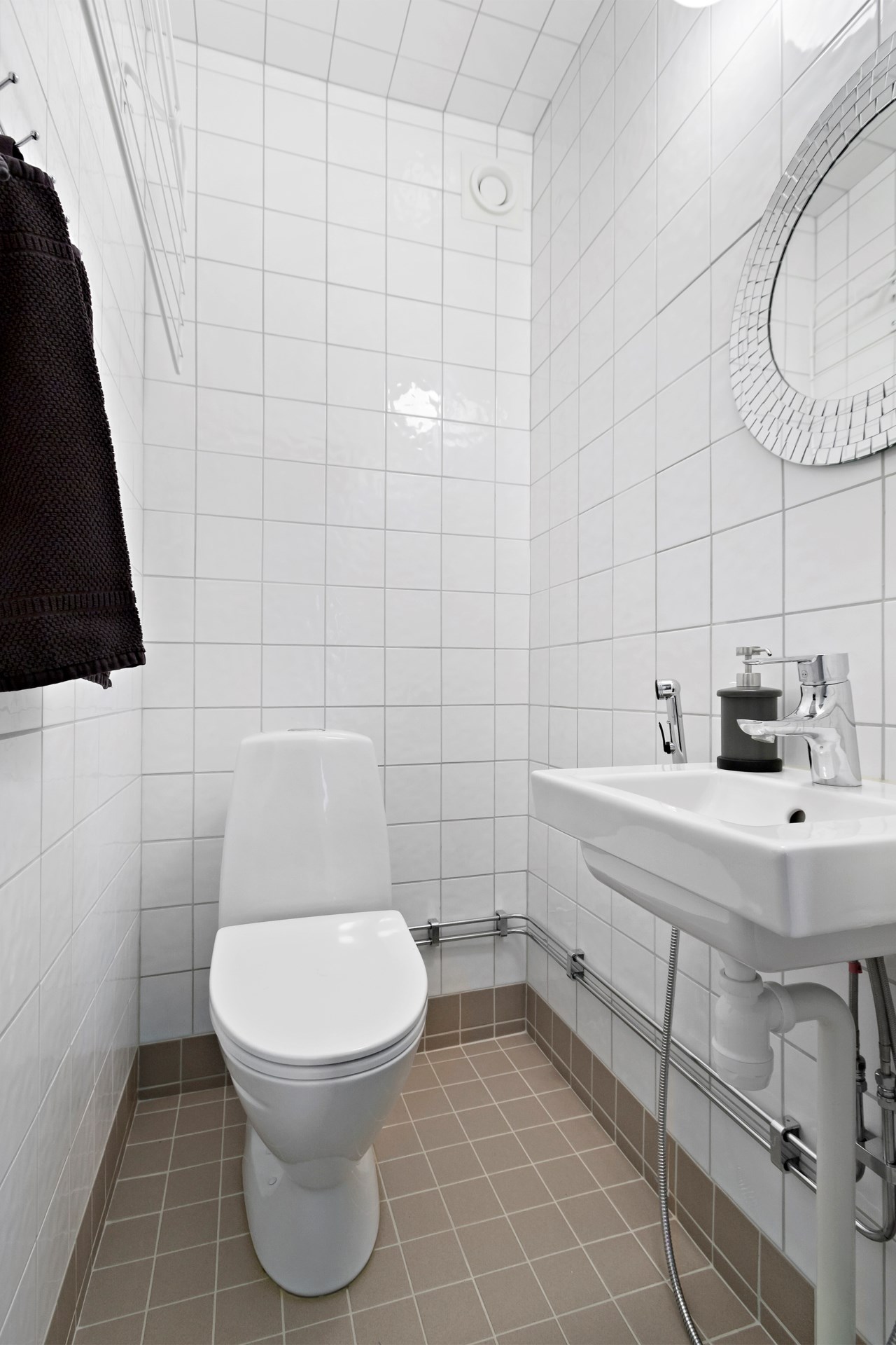 Eskadervägen 48