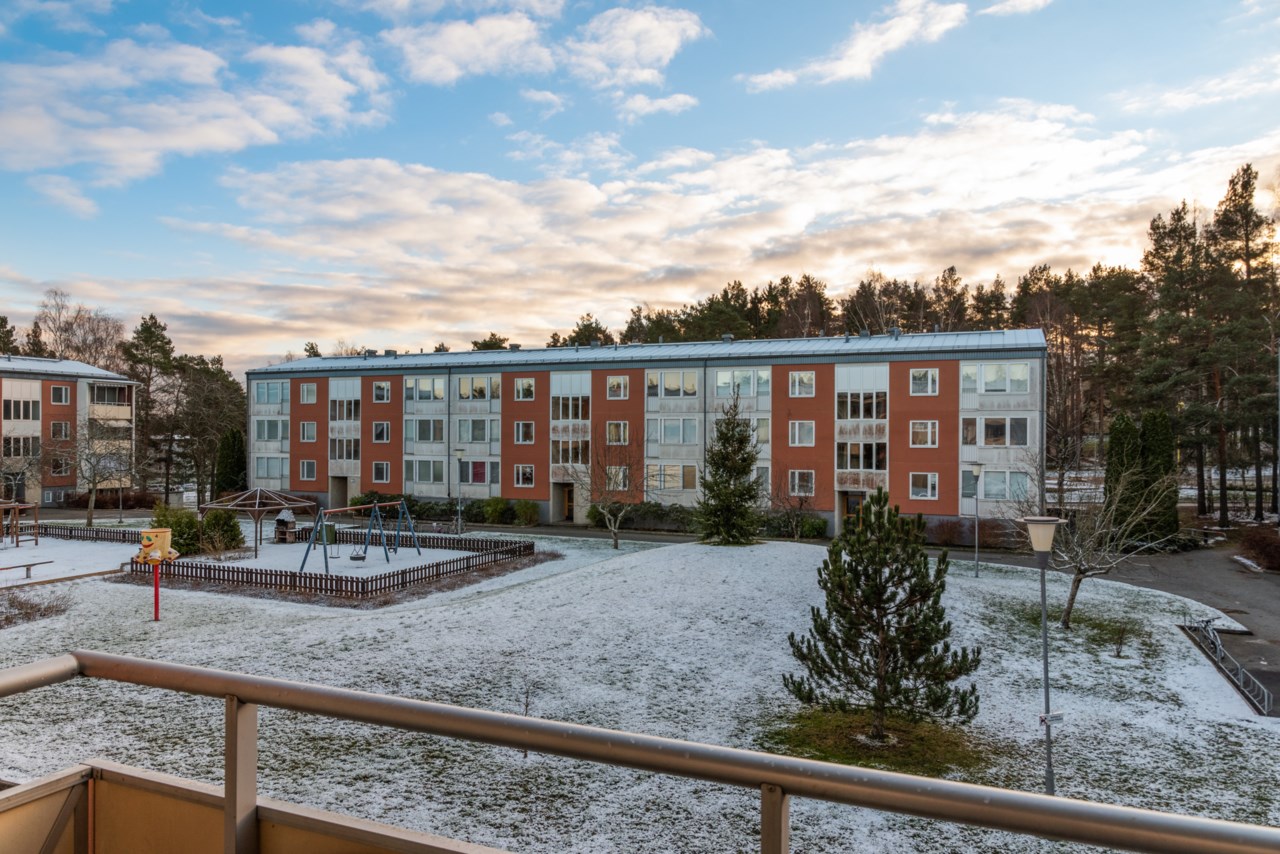 Idungatan 25